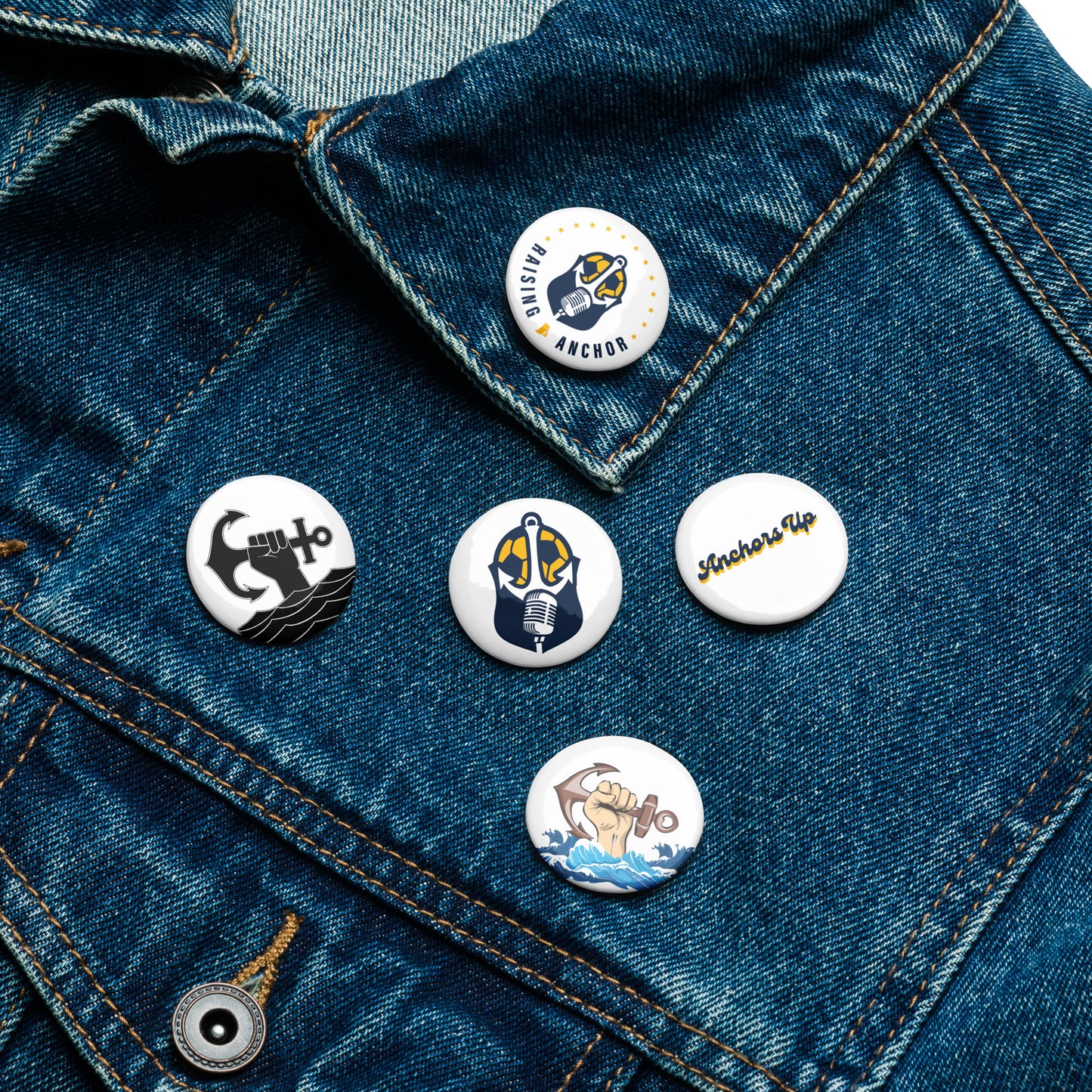 Set of pin buttons